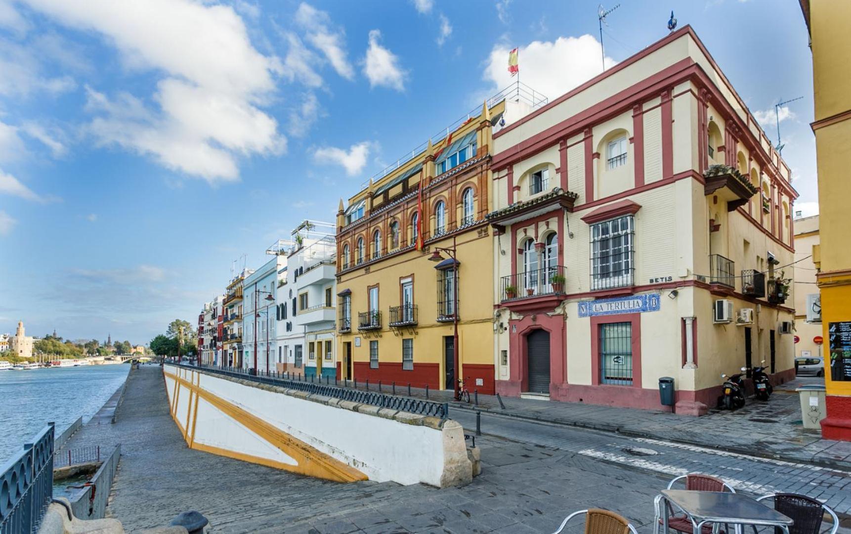 Amplisimo Apartamento De Diseno Nuevo En El Corazon De Triana, Parking Included, Seville